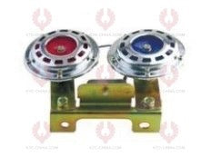 AT10426 Car Horn DIAMETER: ⏀70MM VOLTAGE: 12V 24V CURRENT: <3A <2A SOUND LEVEL: 110+-5DB FREQUENCY: 390+-20 310+-20HZ